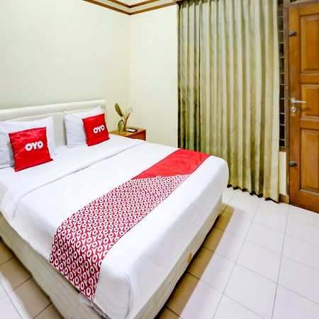 Oyo 90066 Tobana Pejaten House Jakarta Ngoại thất bức ảnh