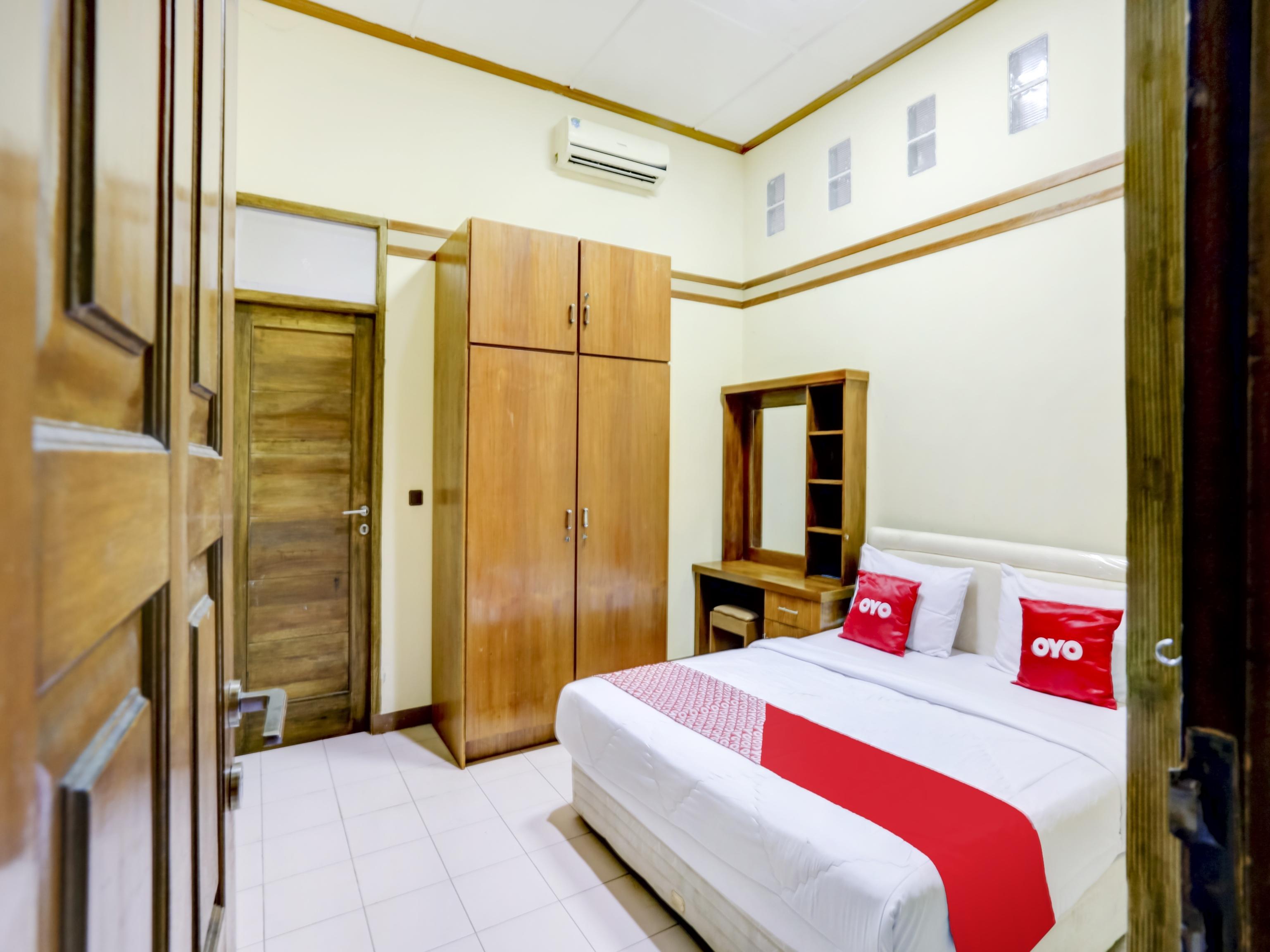 Oyo 90066 Tobana Pejaten House Jakarta Ngoại thất bức ảnh