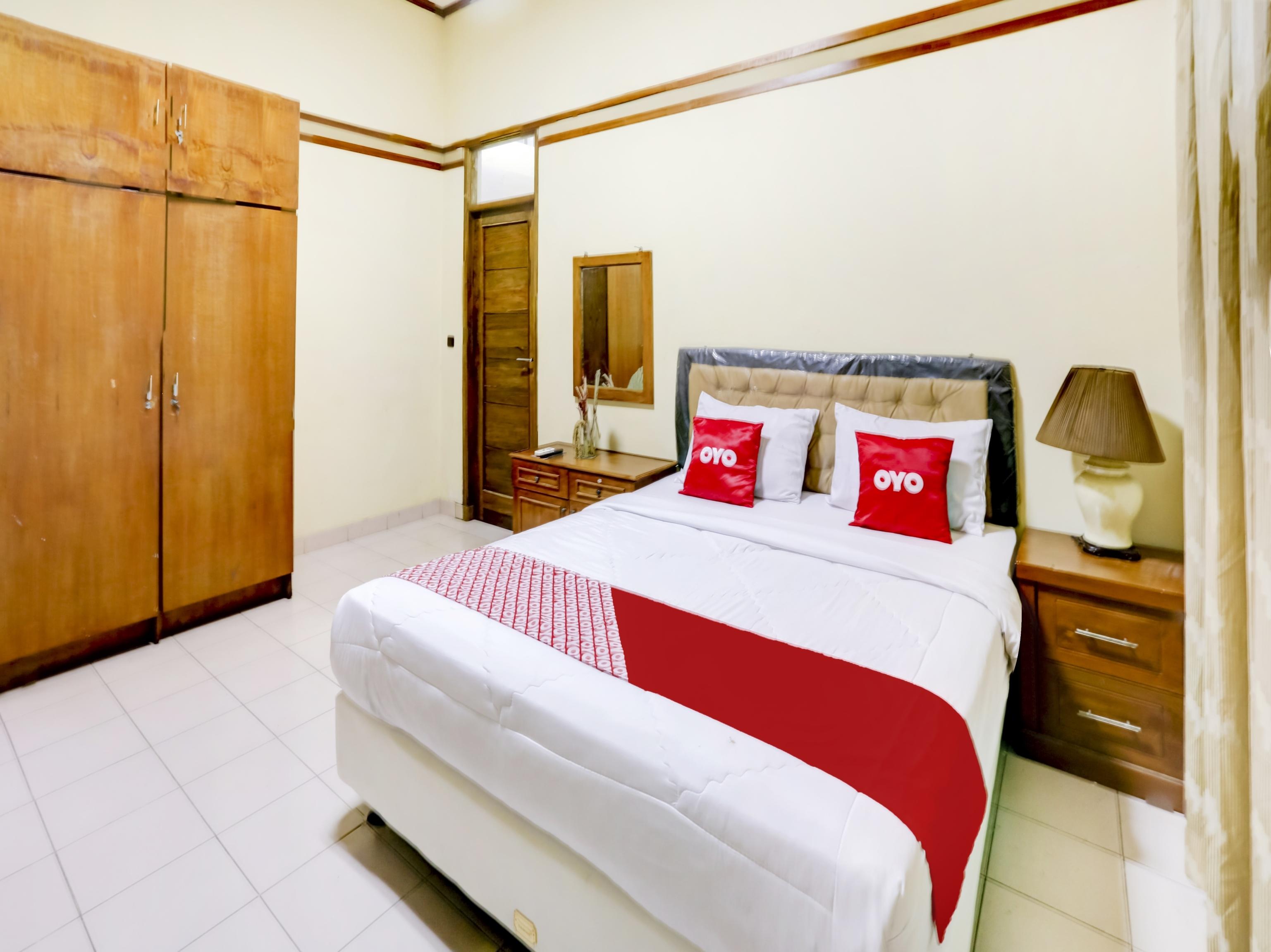 Oyo 90066 Tobana Pejaten House Jakarta Ngoại thất bức ảnh