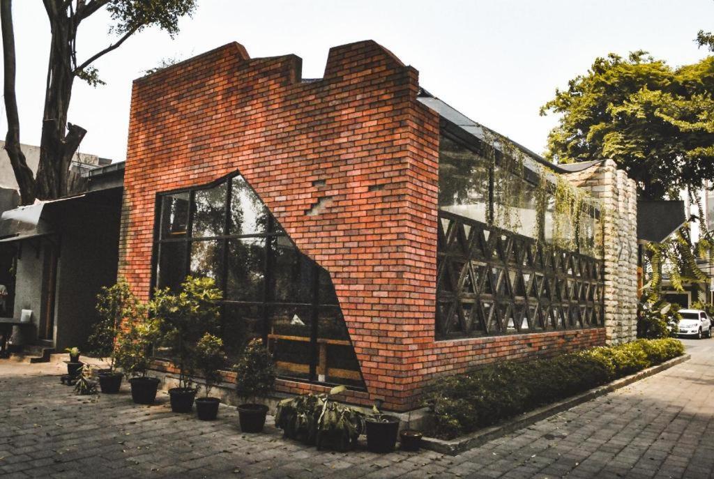 Oyo 90066 Tobana Pejaten House Jakarta Ngoại thất bức ảnh